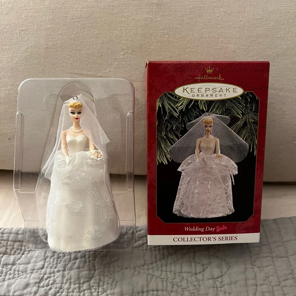 Lot of 5 Barbie ornaments.  Dated 1997-2001. In boxes